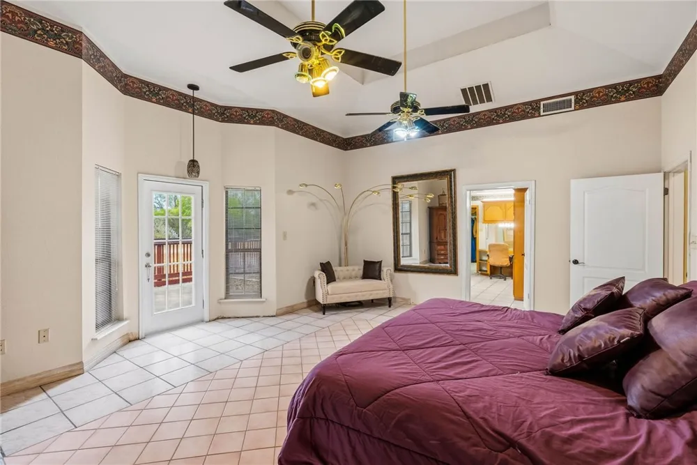 230 CR 3071 Orange Grove, TX 78372