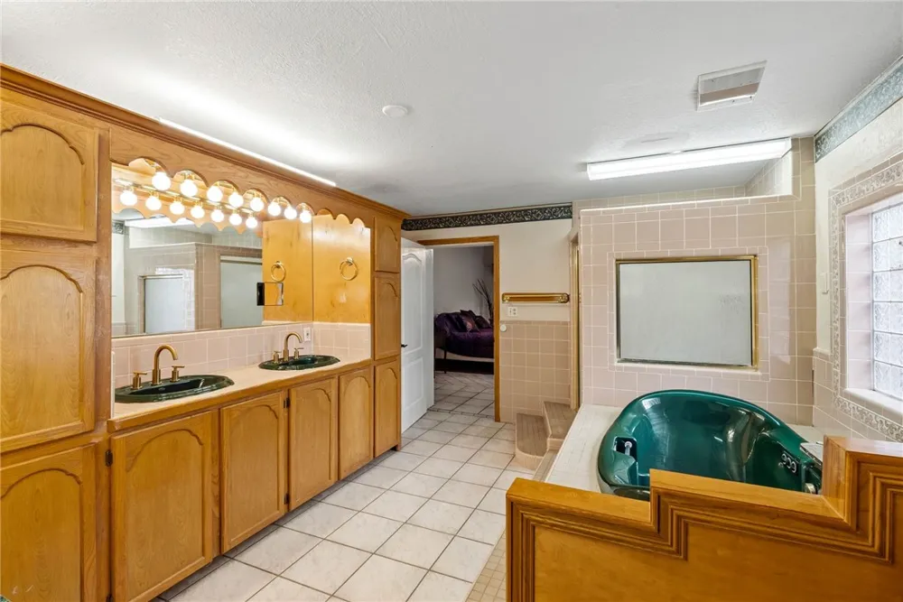 230 CR 3071 Orange Grove, TX 78372