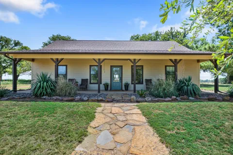 384 County Road 1875