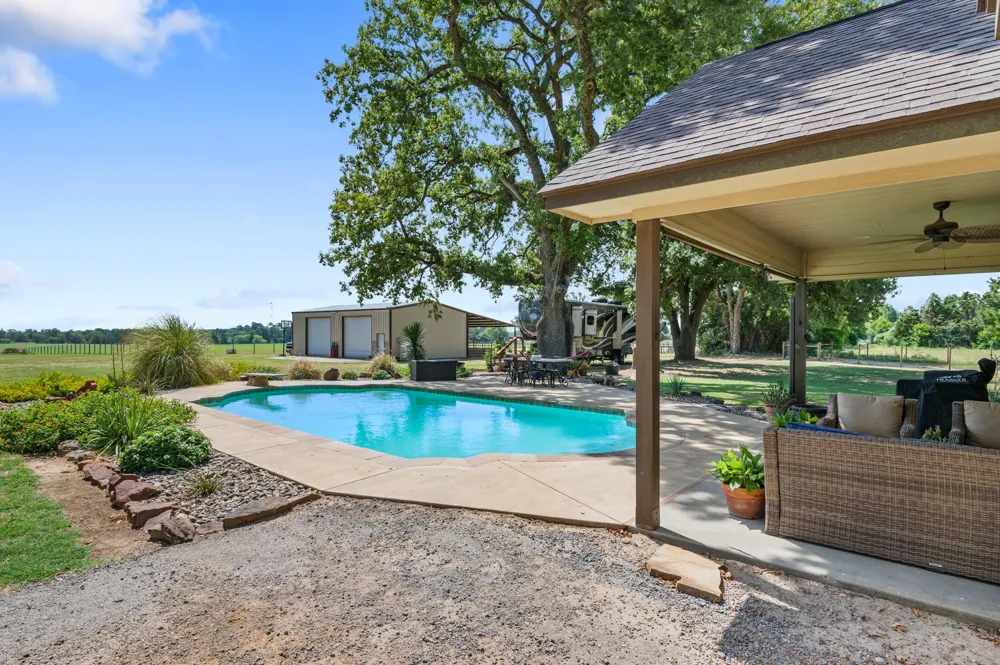 384 County Road 1875 Grapeland, TX 75844