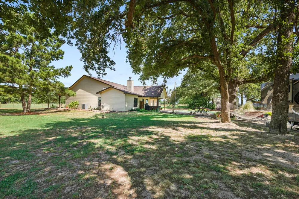384 County Road 1875 Grapeland, TX 75844