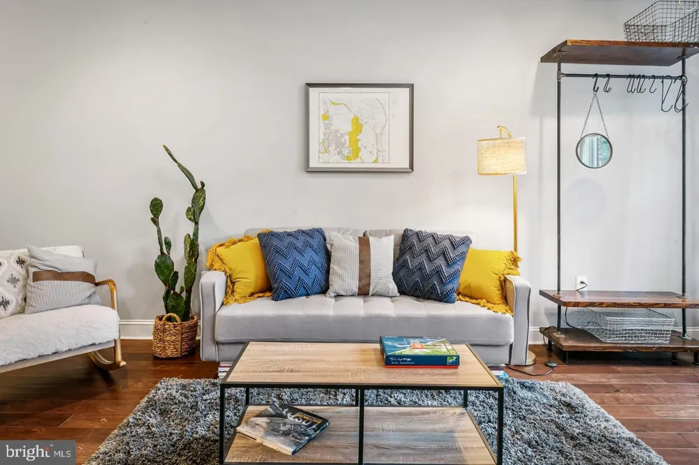 3019 KESWICK ROAD Baltimore, MD 21211