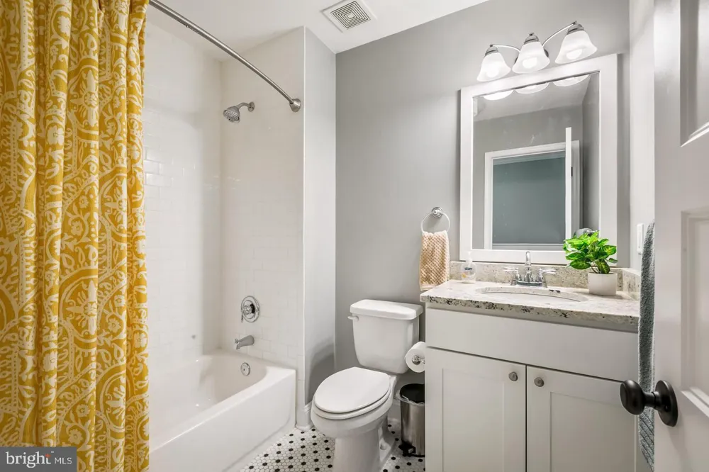 3019 KESWICK ROAD Baltimore, MD 21211