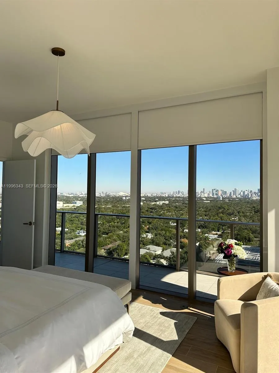 2678 Tigertail Ave #2006 Coconut Grove, FL 33133