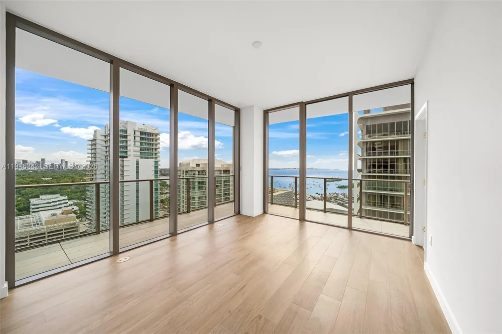 2678 Tigertail Ave #2006 Coconut Grove, FL 33133