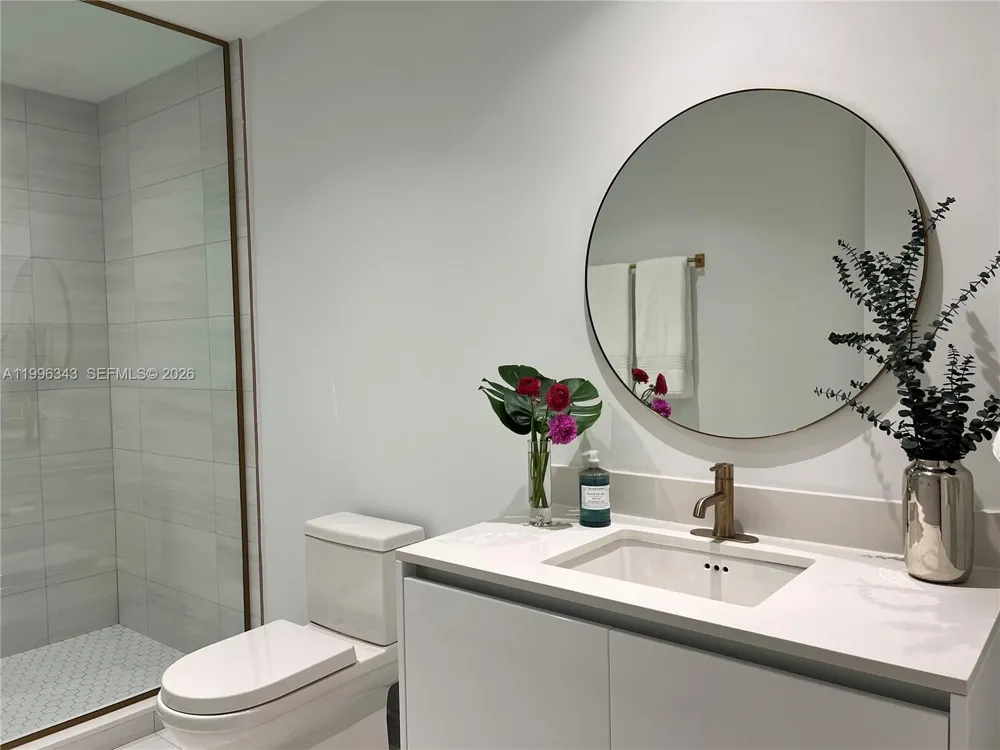 2678 Tigertail Ave #2006 Coconut Grove, FL 33133