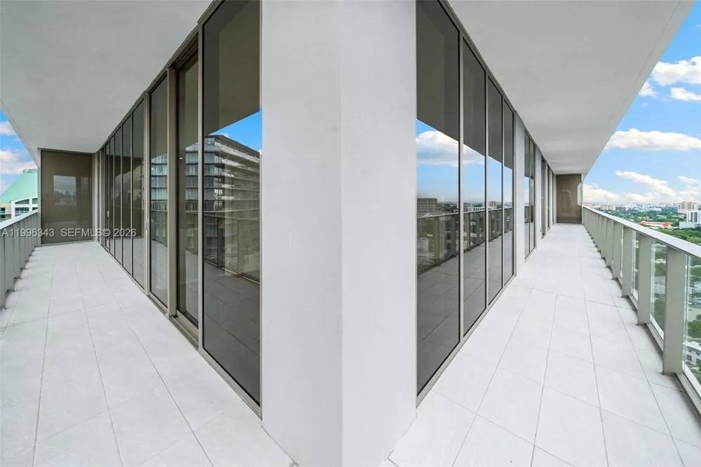2678 Tigertail Ave #2006 Coconut Grove, FL 33133