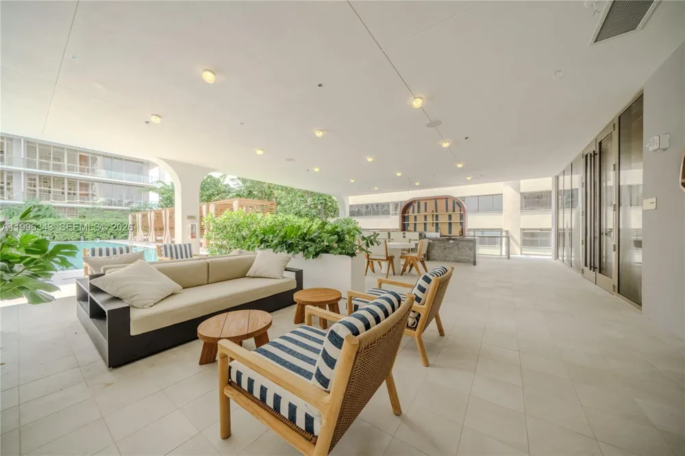 2678 Tigertail Ave #2006 Coconut Grove, FL 33133