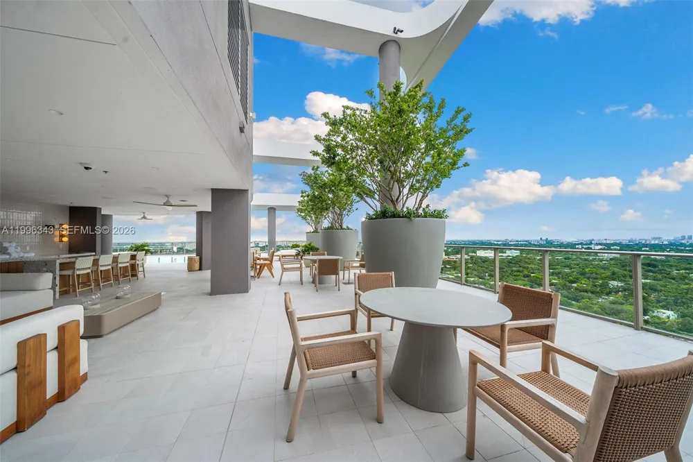 2678 Tigertail Ave #2006 Coconut Grove, FL 33133