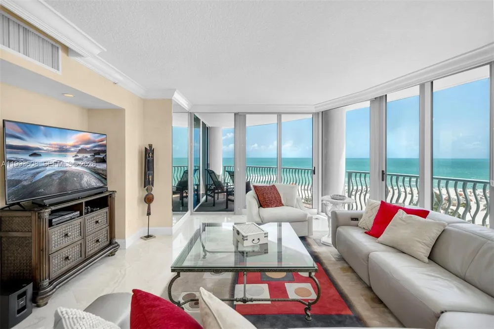 1500 Ocean Drive #702 Miami Beach, FL 33139