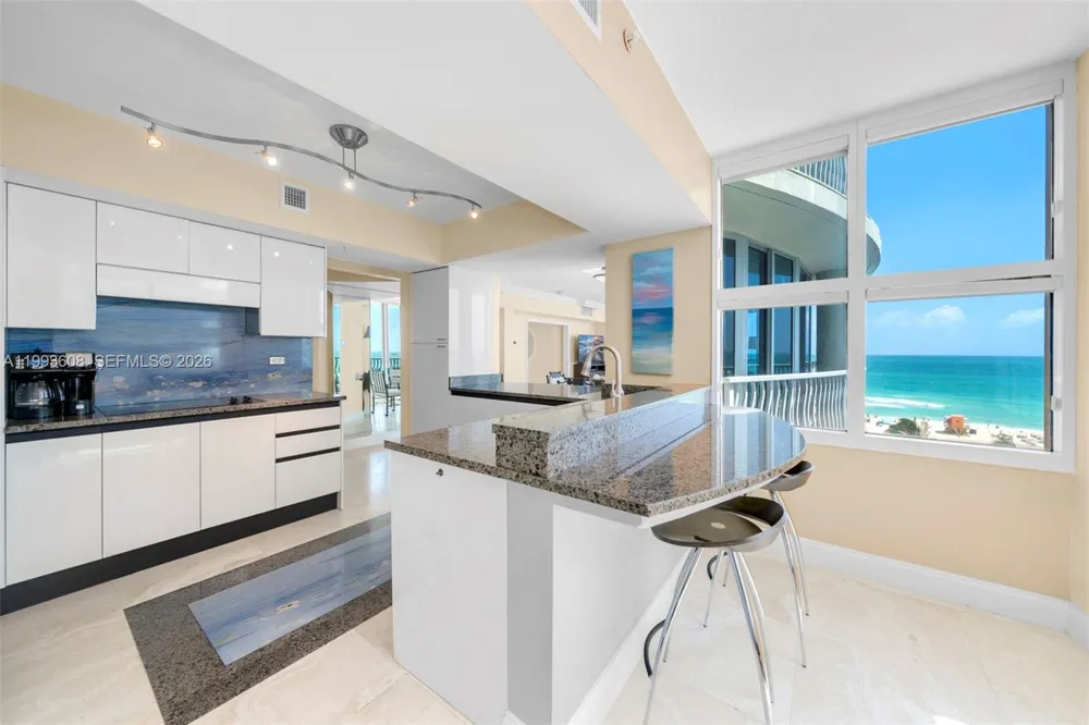 1500 Ocean Drive #702 Miami Beach, FL 33139