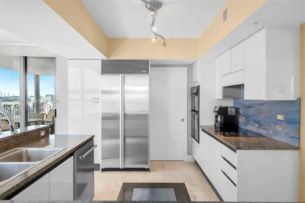 1500 Ocean Drive #702 Miami Beach, FL 33139