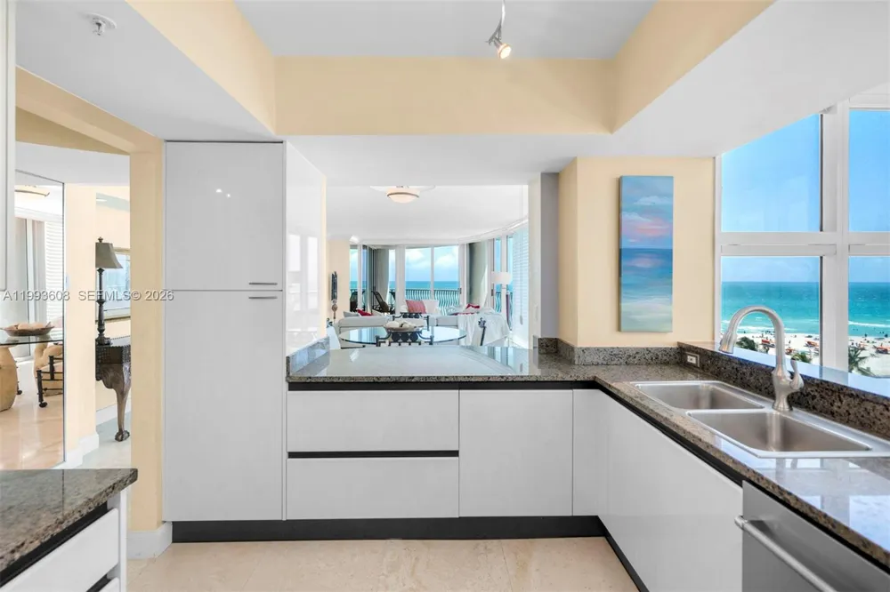 1500 Ocean Drive #702 Miami Beach, FL 33139