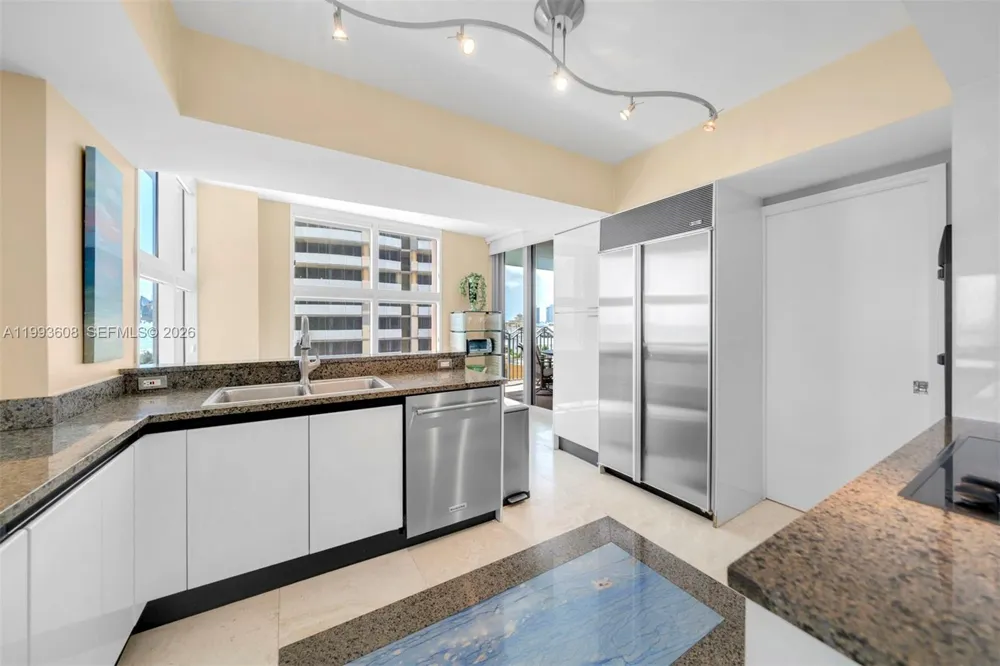 1500 Ocean Drive #702 Miami Beach, FL 33139