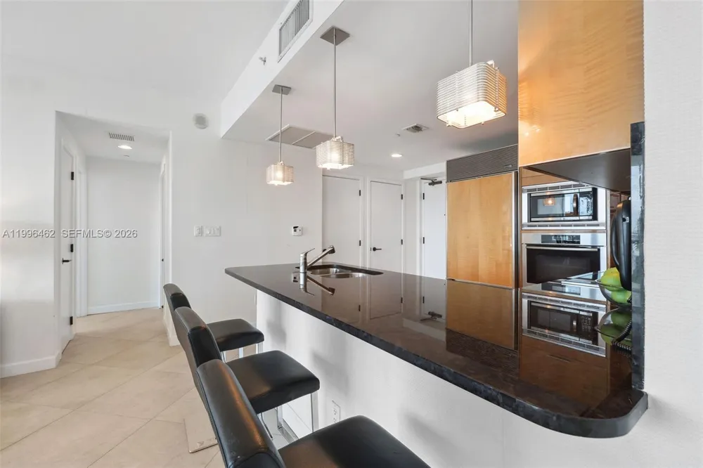 6799 Collins Ave #1106 Miami Beach, FL 33141