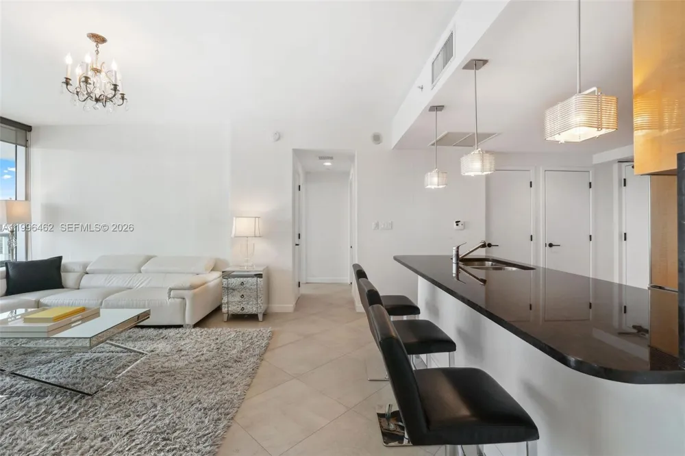 6799 Collins Ave #1106 Miami Beach, FL 33141
