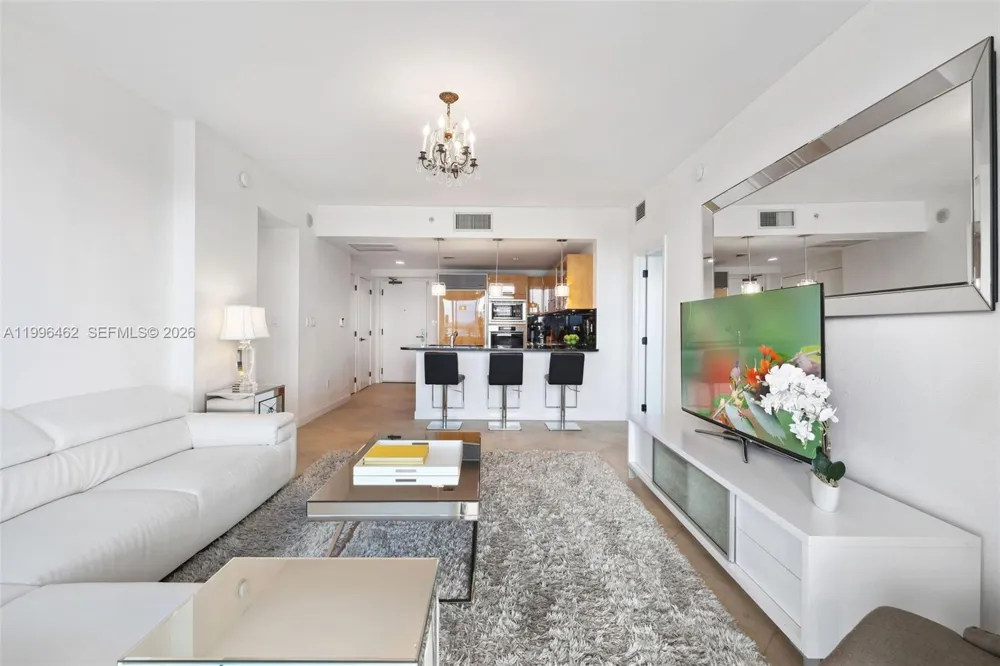 6799 Collins Ave #1106 Miami Beach, FL 33141