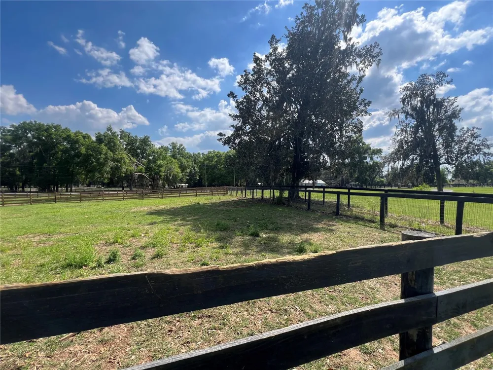 1575 NE 100TH STREET Anthony, FL 32617