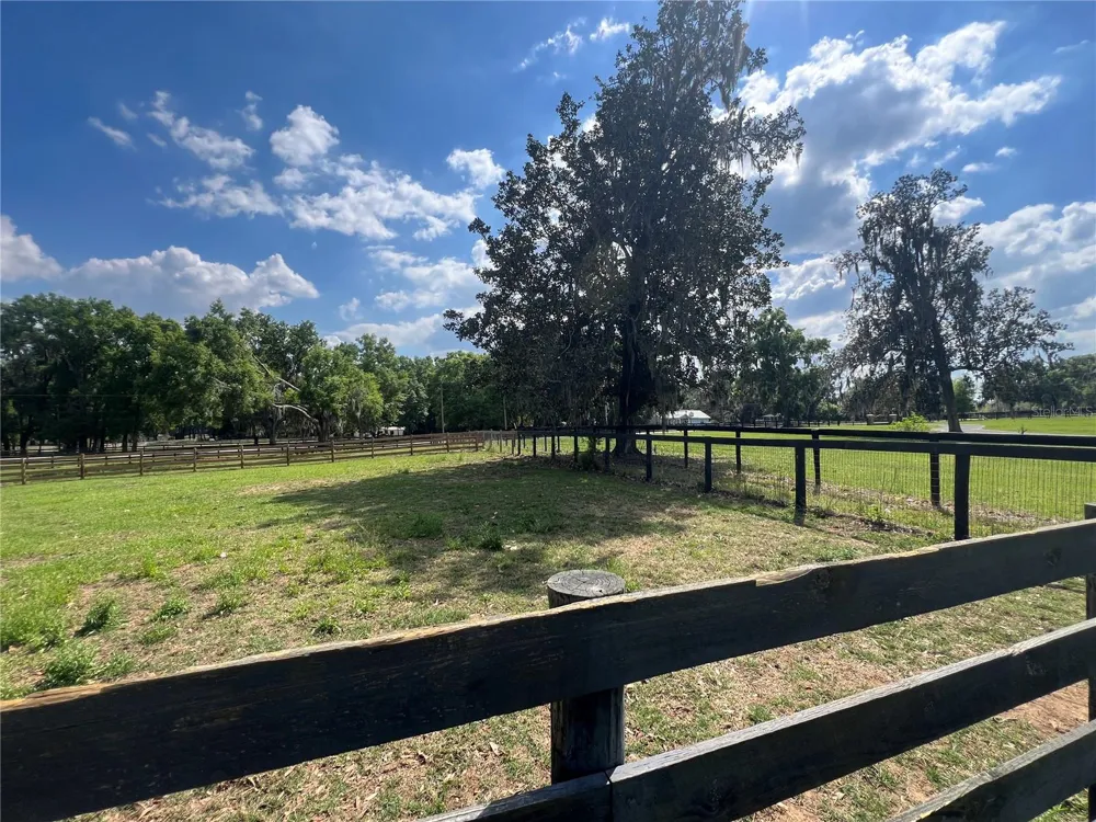 1575 NE 100TH STREET Anthony, FL 32617