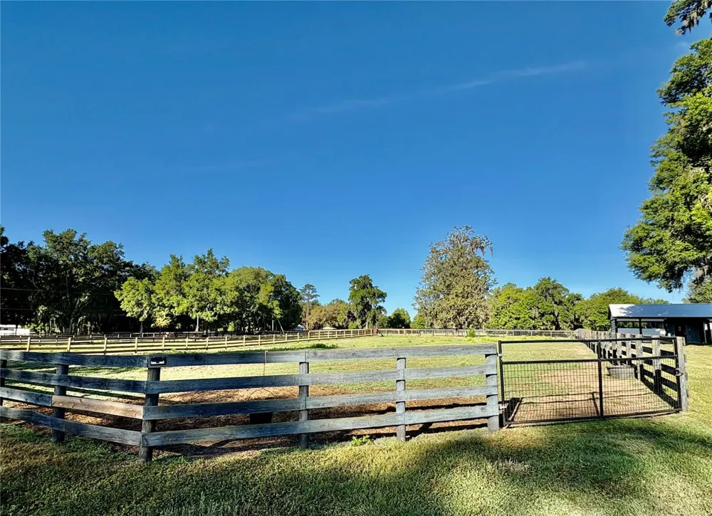1575 NE 100TH STREET Anthony, FL 32617