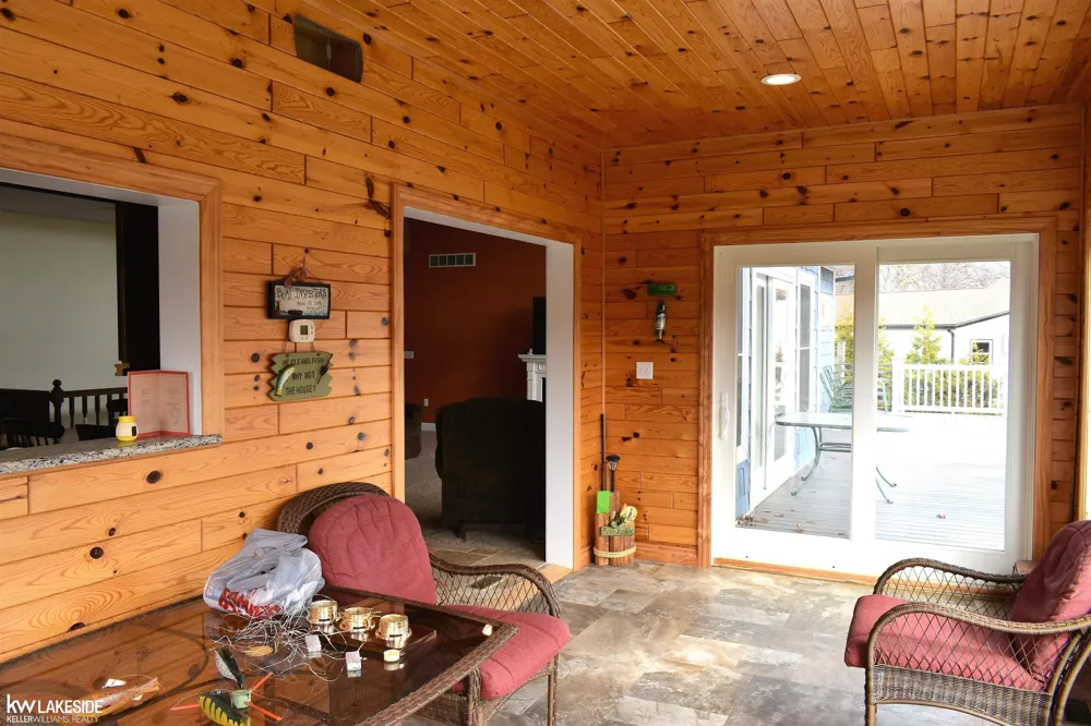 4378 Iroquois Drive Caseville Township, MI 48755