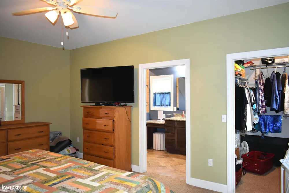 4378 Iroquois Drive Caseville Township, MI 48755