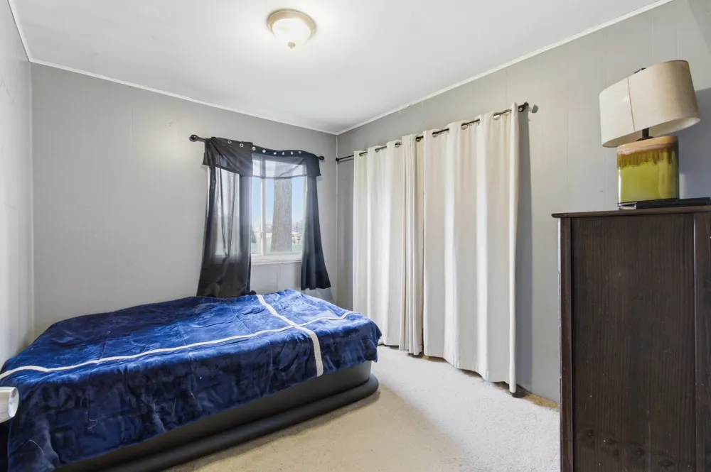 170 Beyne Street Mt Clemens City, MI 48043