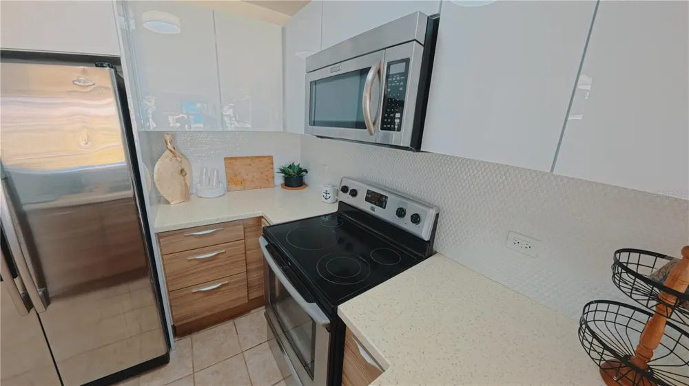 400 COND. HAUDIMAR BEACH APARTMENTS, EDIF. F #F104 Isabela, PR 00662