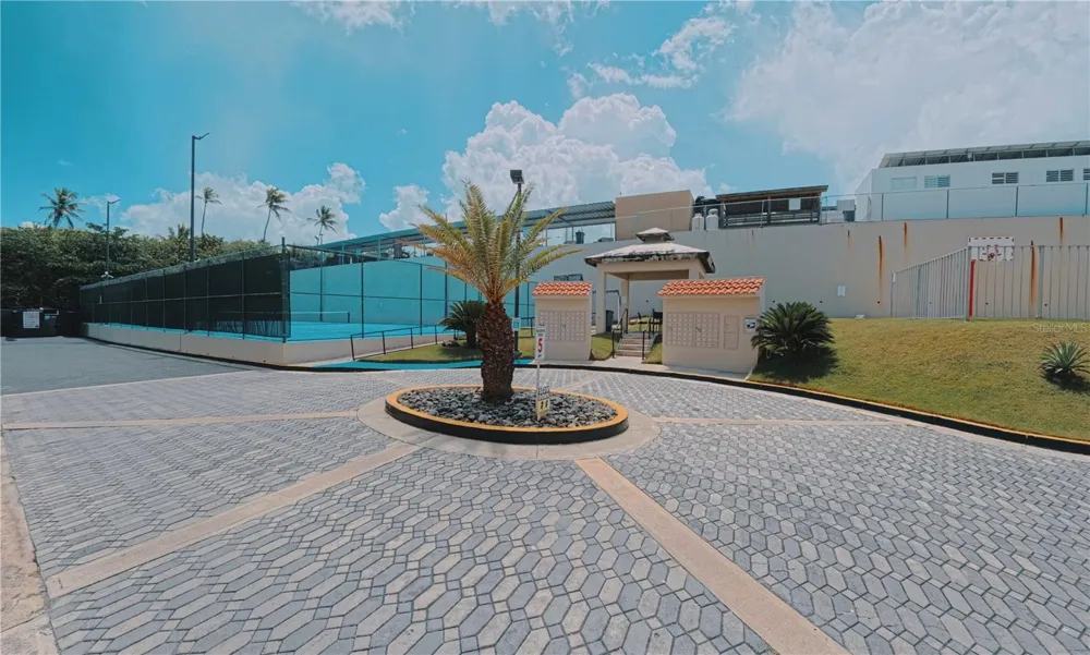 400 COND. HAUDIMAR BEACH APARTMENTS, EDIF. F #F104 Isabela, PR 00662