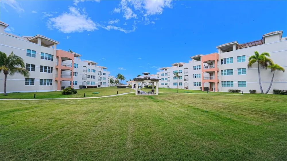 400 COND. HAUDIMAR BEACH APARTMENTS, EDIF. F #F104 Isabela, PR 00662