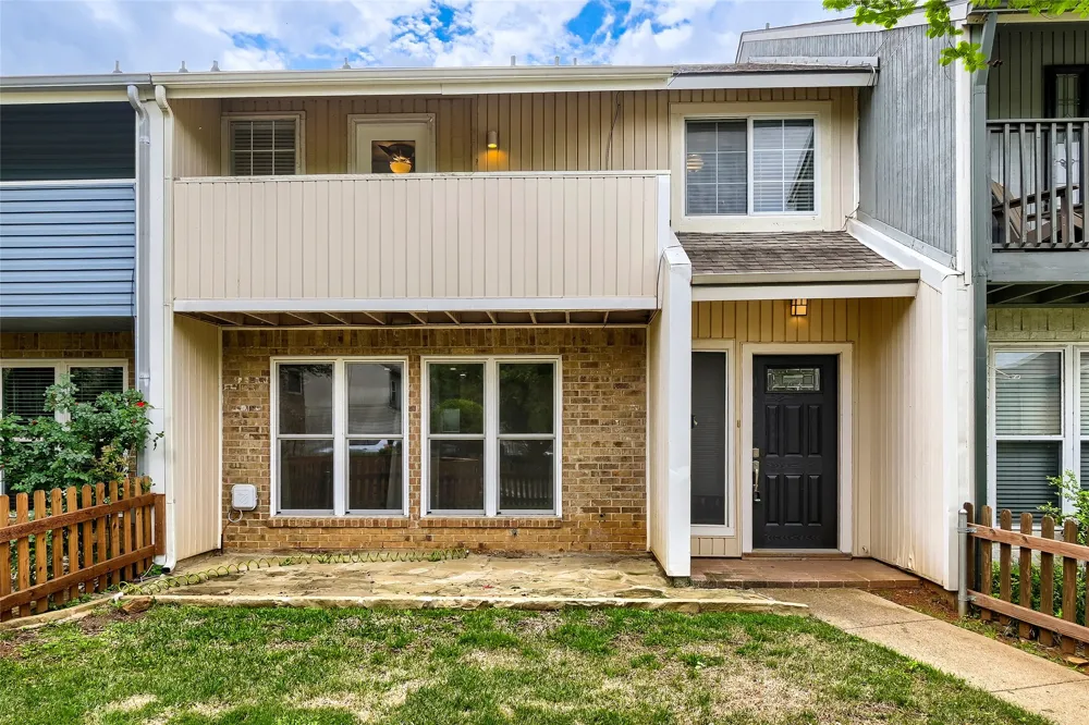 1624 Choteau Circle Grapevine, TX 76051