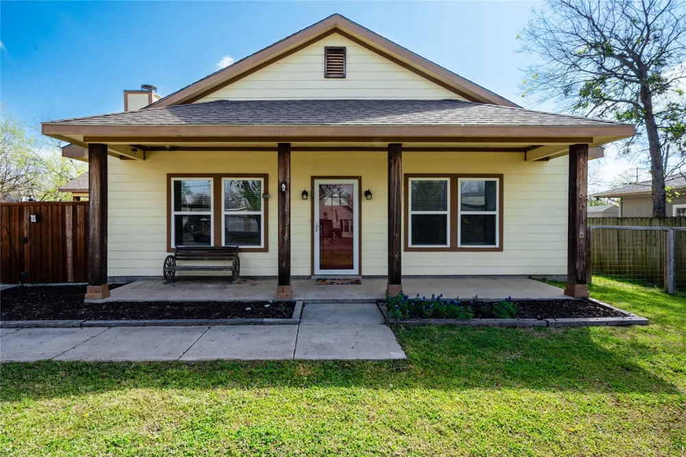 105 S 6th Street Celeste, TX 75423