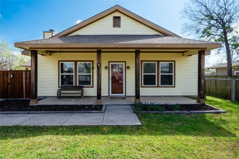 105 S 6th Street