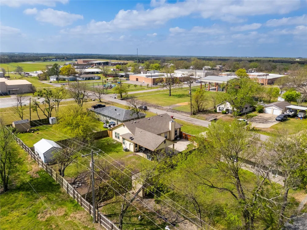 105 S 6th Street Celeste, TX 75423