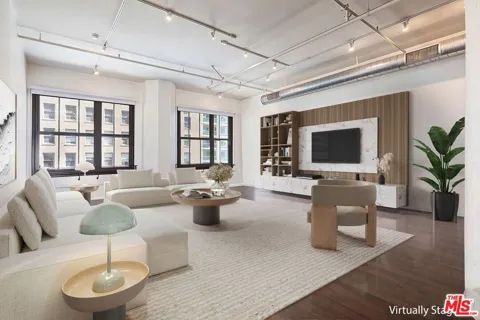 1645 Vine Street #504