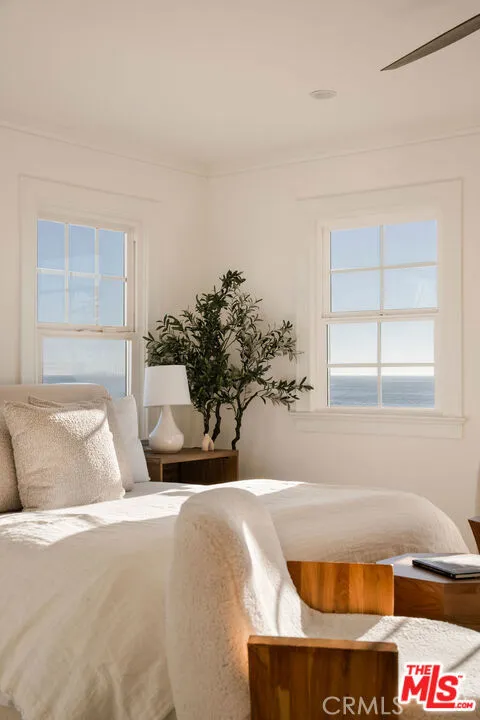 1000 The Strand Manhattan Beach, CA 90266