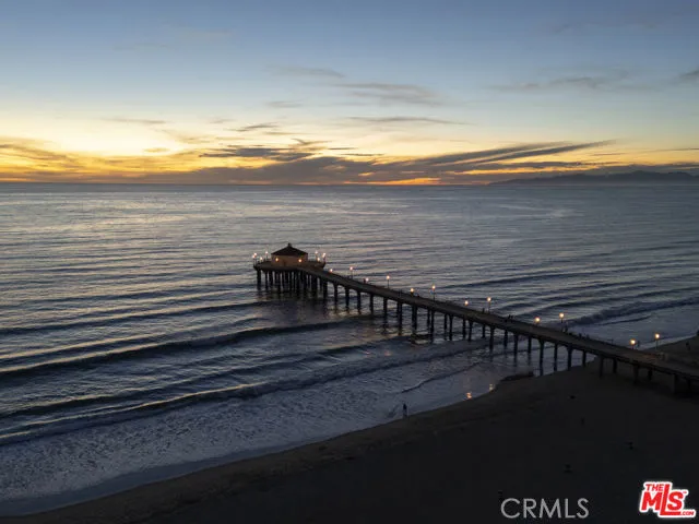 1000 The Strand Manhattan Beach, CA 90266