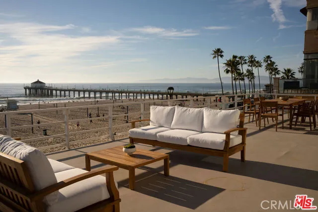 1000 The Strand Manhattan Beach, CA 90266