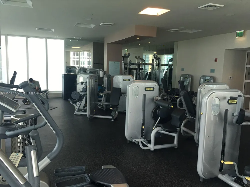 900 Brickell Key Blvd #PH3403 Miami, FL 33131