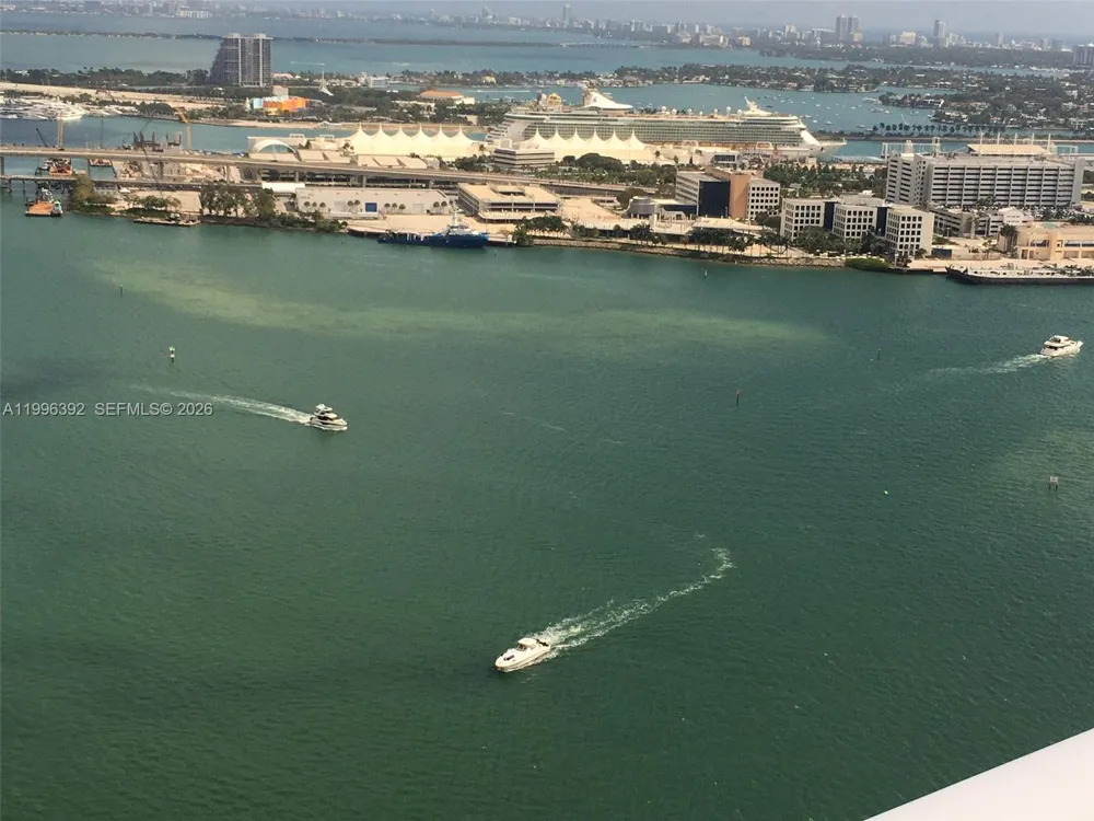 900 Brickell Key Blvd #PH3403 Miami, FL 33131