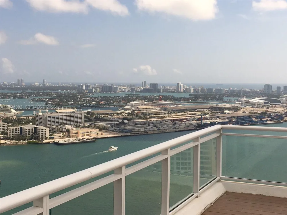 900 Brickell Key Blvd #PH3403 Miami, FL 33131