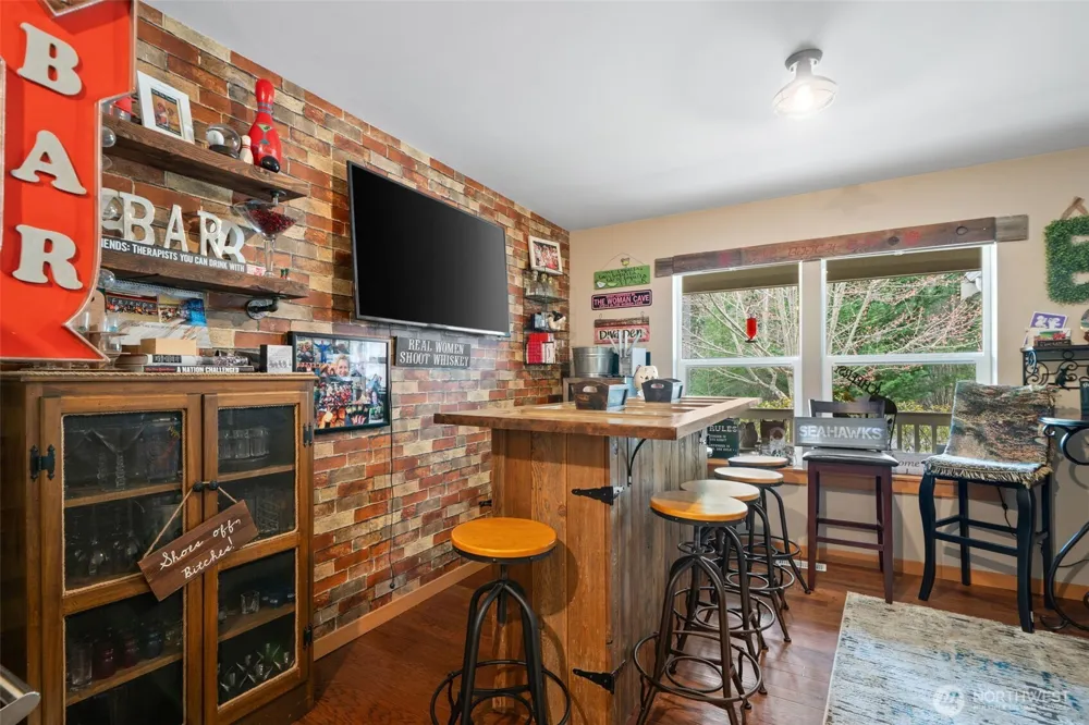 8992 Denise Place NE Bremerton, WA 98311