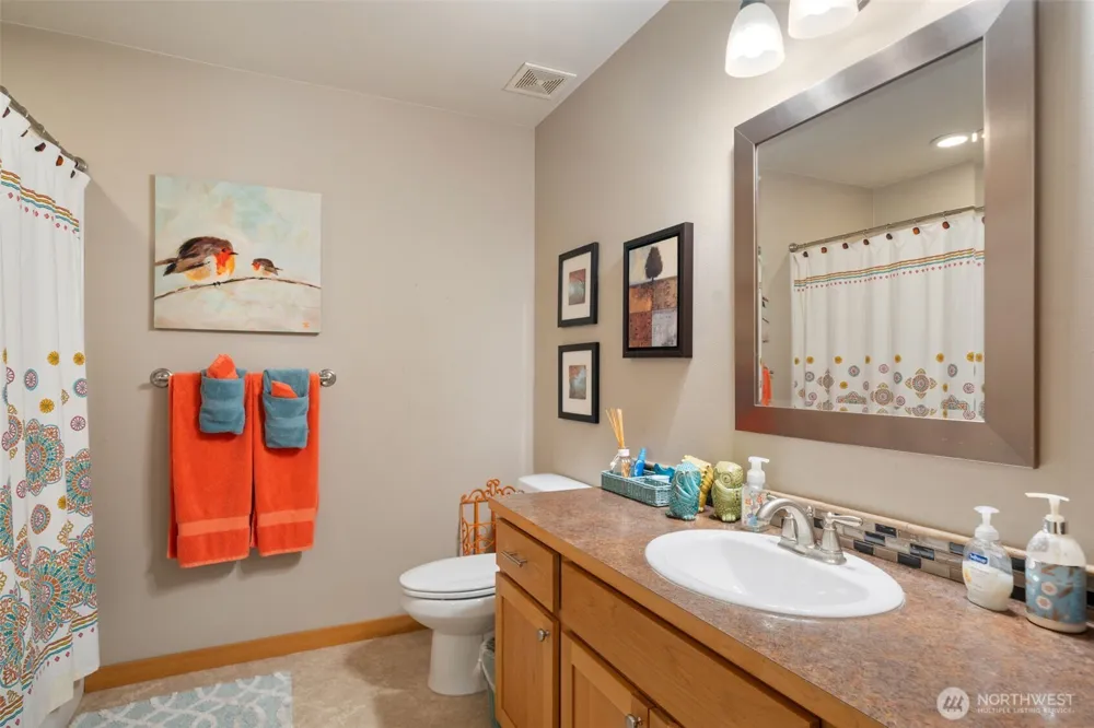 8992 Denise Place NE Bremerton, WA 98311