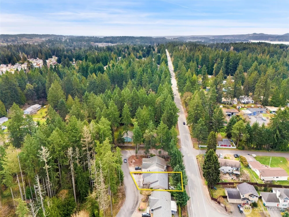 8992 Denise Place NE Bremerton, WA 98311