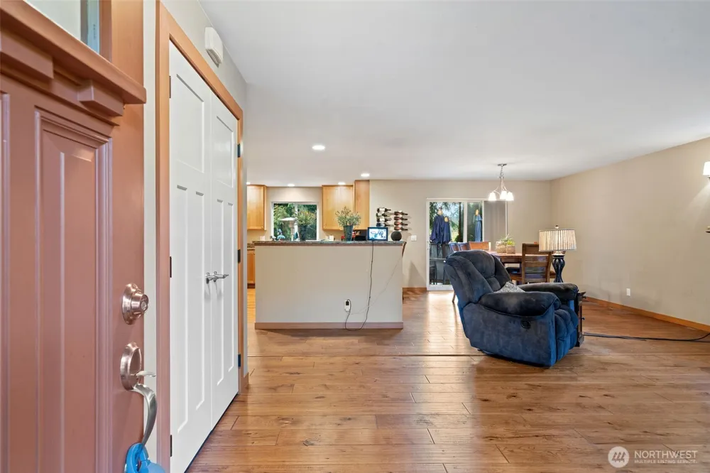 8992 Denise Place NE Bremerton, WA 98311