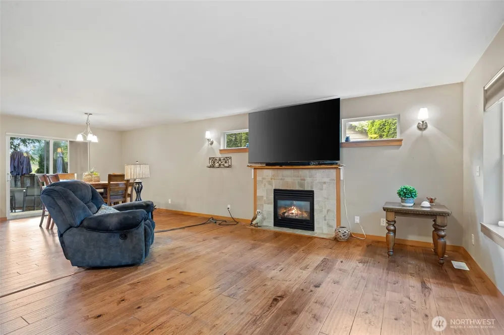 8992 Denise Place NE Bremerton, WA 98311