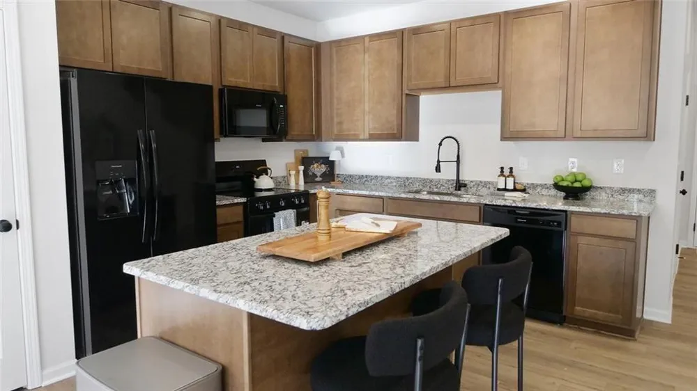 208 Clara Crossing #12 Cartersville, GA 30121