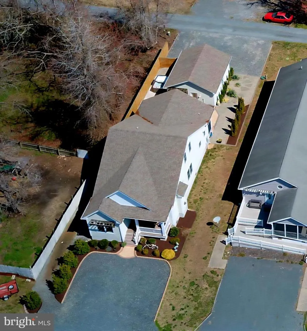7017 JOSEPHINE LANE Chincoteague Island, VA 23336