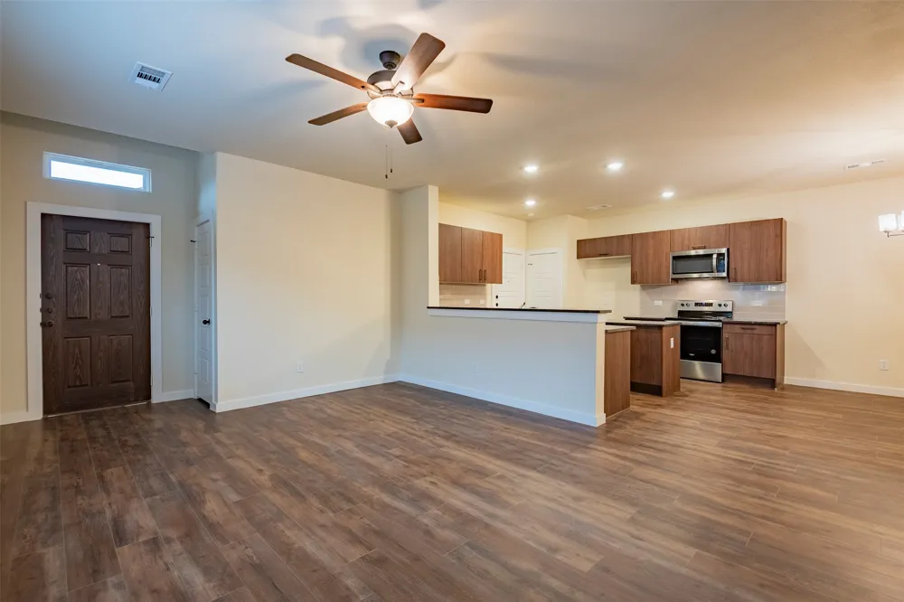 656 Wheatfield Drive Venus, TX 76084