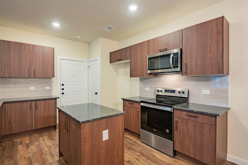 656 Wheatfield Drive Venus, TX 76084